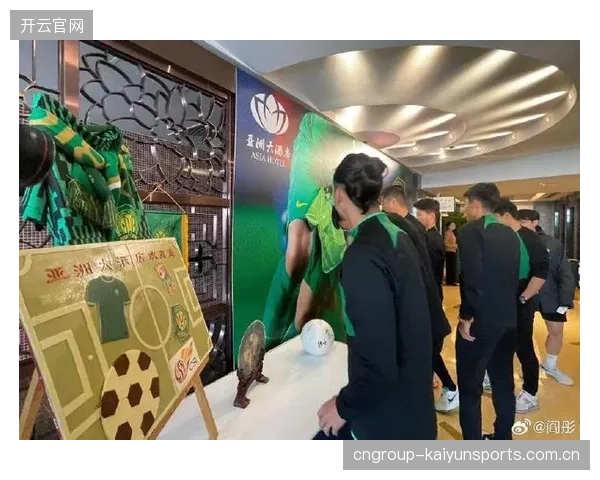 中超球迷的狂欢：2024赛季票房飙升背后的秘密与未来之光