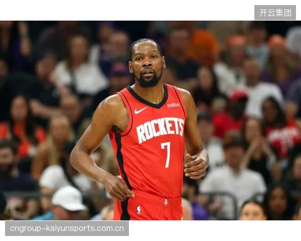 NBA巨星杜兰特：为什么耐克不许他推出足球战靴？